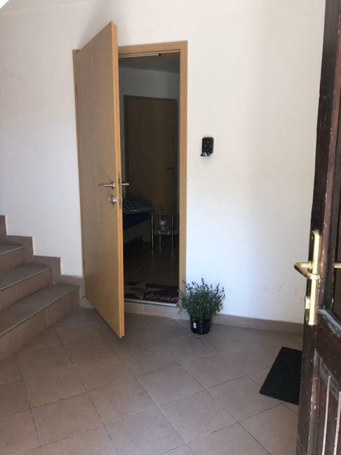 Ferienwohnung Lily Koper Exterior foto