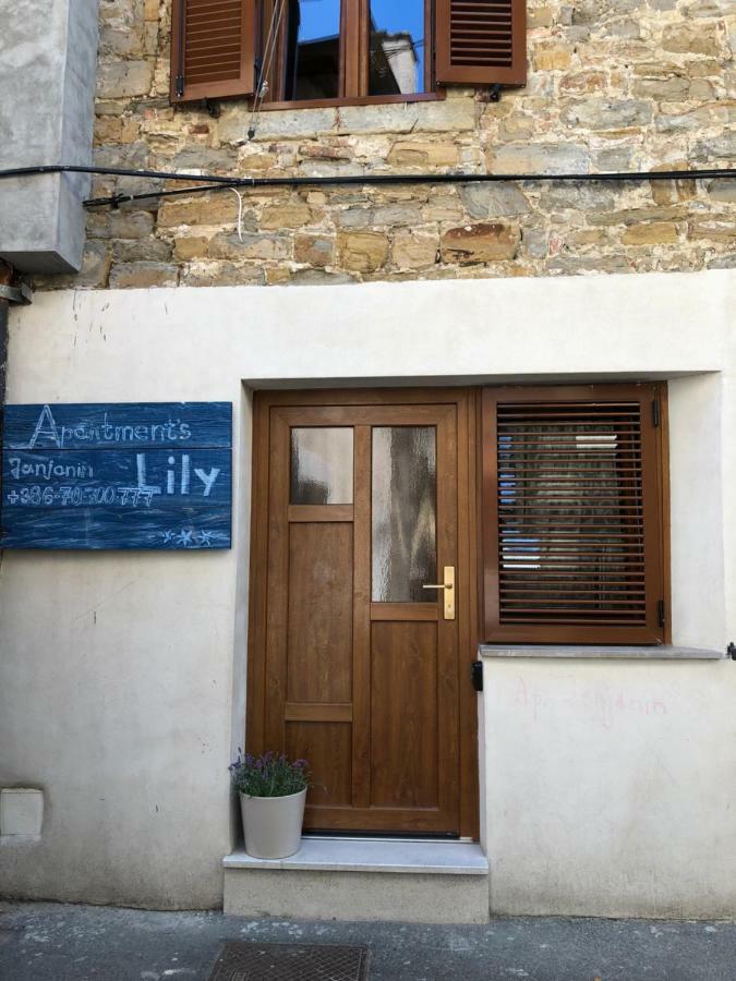 Ferienwohnung Lily Koper Exterior foto